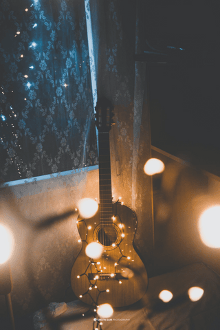 Bright Guitar jigsaw puzzle