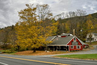 Roadside Barn jigsaw puzzle