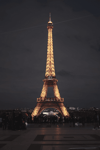 Eiffel tower jigsaw puzzle