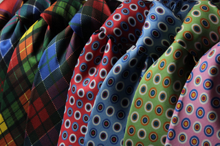 Tie  jigsaw puzzle