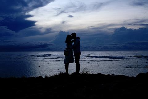 Couple Kissing At Dawn jigsaw puzzle