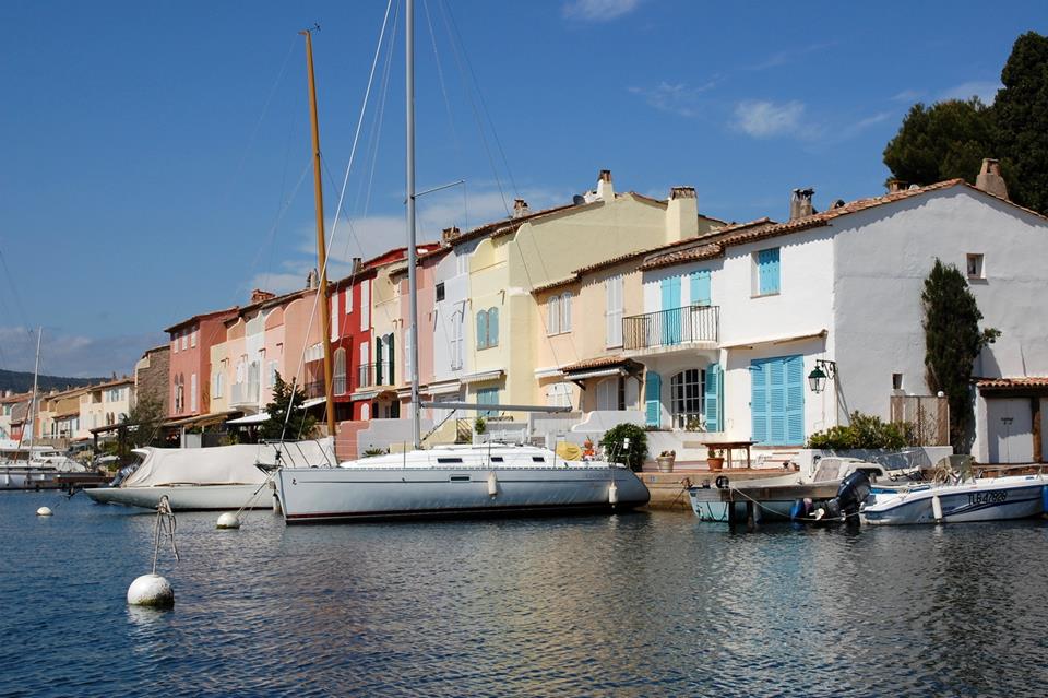 French Riviera Houses By The Sea jigsaw puzzle