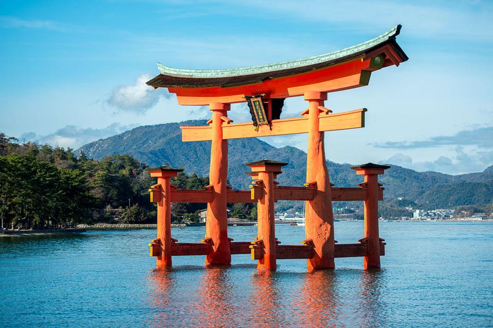 Itsukushima Gate jigsaw puzzle