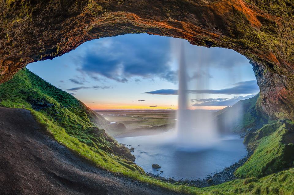 Seljalandsfoss Iceland jigsaw puzzle