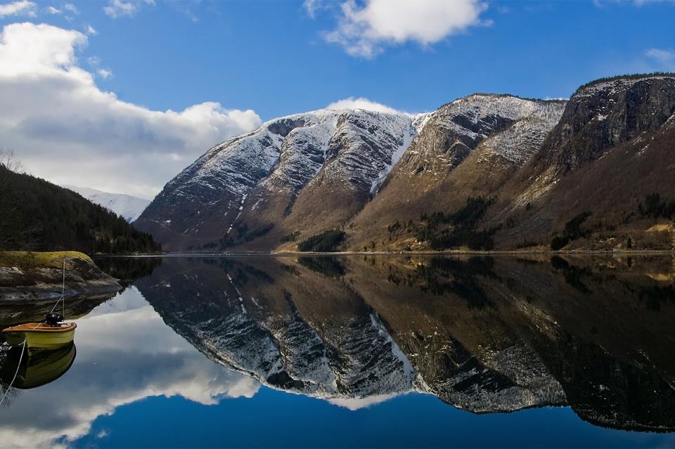 Ulvik fjord Mountains jigsaw puzzle