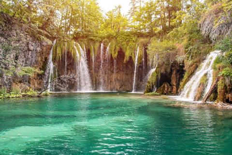 Waterfall Lake jigsaw puzzle