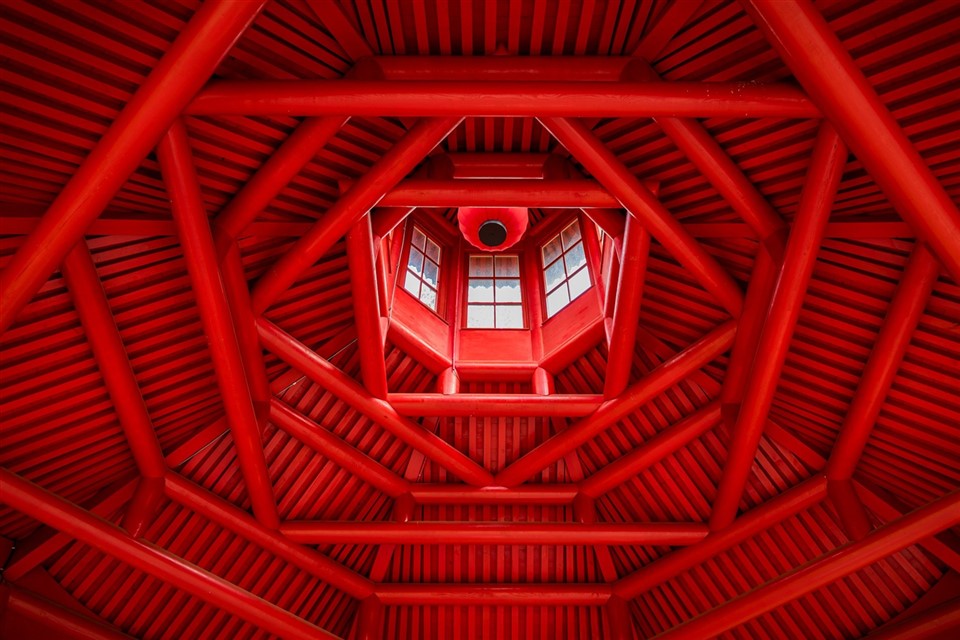 Red Wood Roof jigsaw puzzle