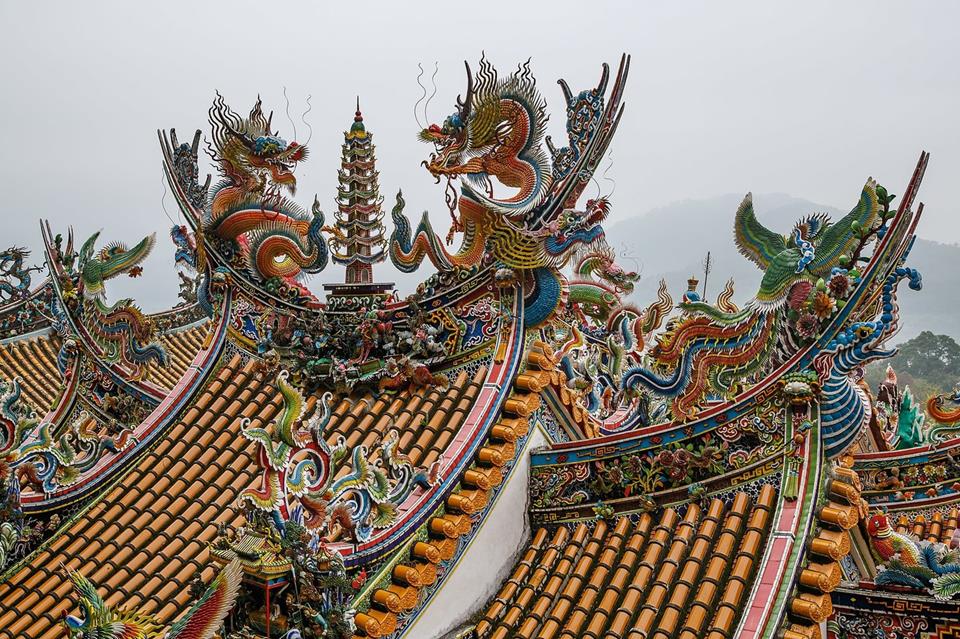 Roofs Of Quanhua Temple jigsaw puzzle