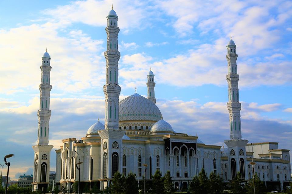 Hazrat Sultan Mosque jigsaw puzzle