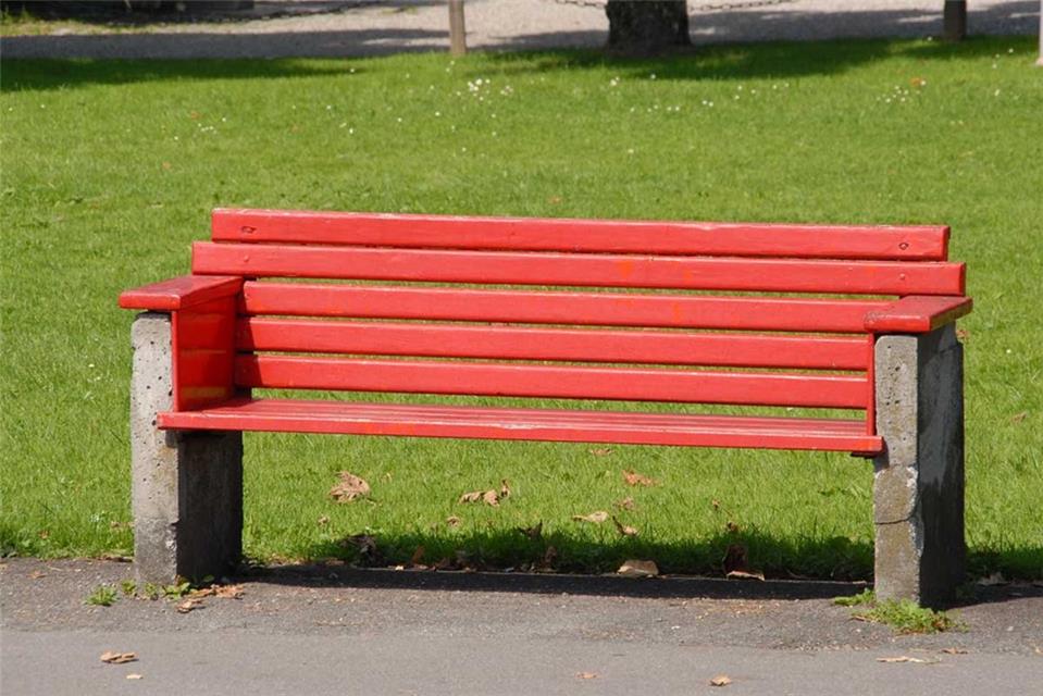 Red Wooden Bench jigsaw puzzle
