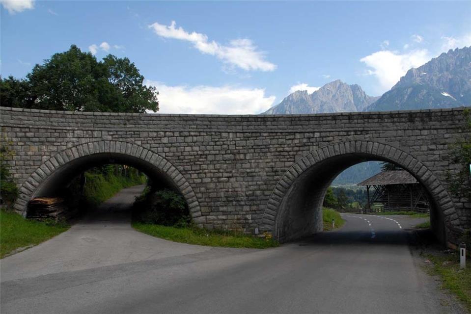 Stone Archway Bridge jigsaw puzzle