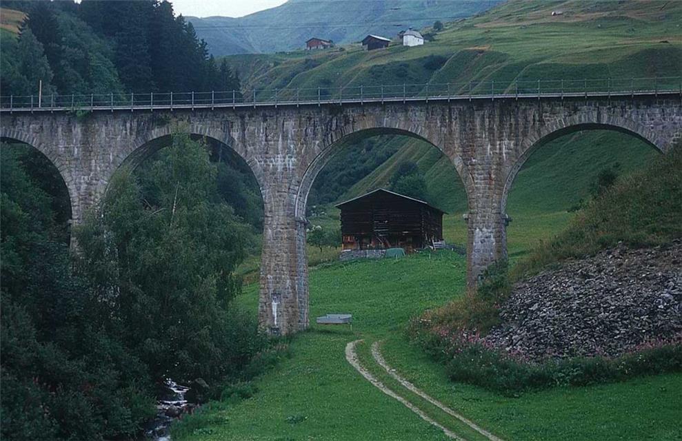 The Glenfinnan Viaduct jigsaw puzzle