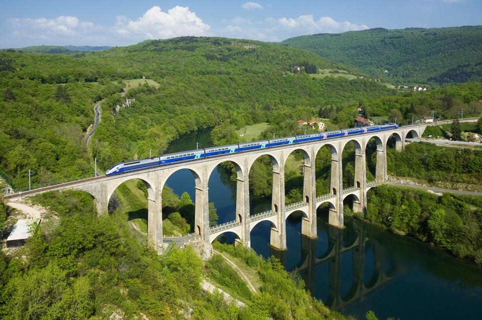 Viaduc De Cize Bolozon jigsaw puzzle