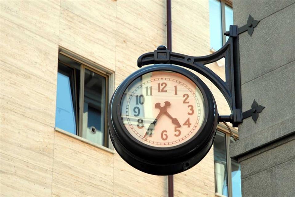 Sidewalk Clock jigsaw puzzle