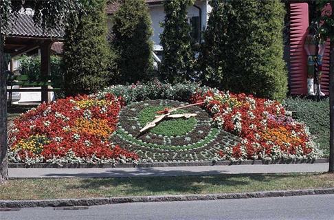 Leaves Clock jigsaw puzzle