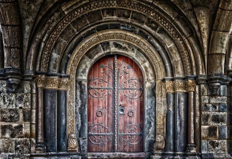 Ancient Door jigsaw puzzle