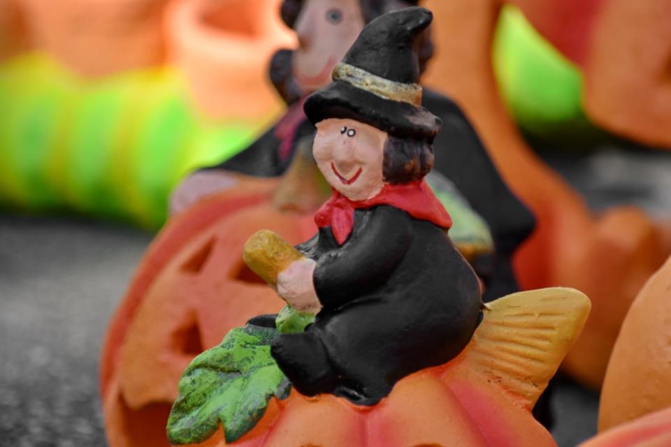 Witch decoration jigsaw puzzle