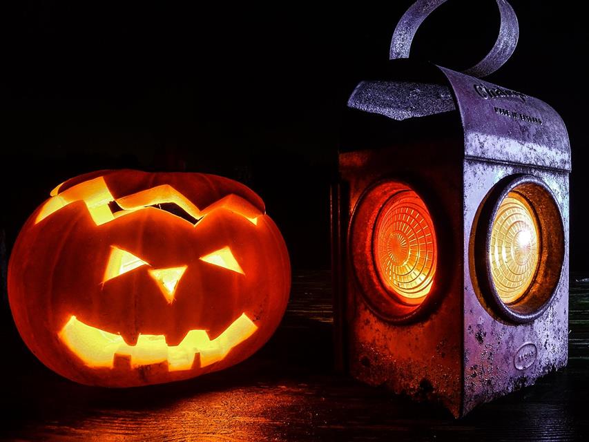 Halloween Lamp   jigsaw puzzle