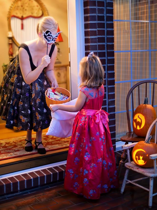 Trick-or-Treat jigsaw puzzle