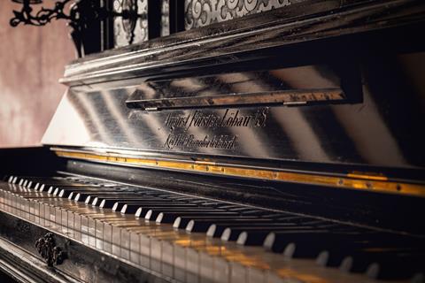 Old Upright Piano jigsaw puzzle