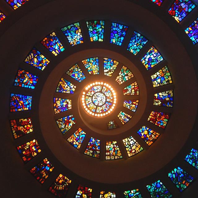 Spiral Stained Glass jigsaw puzzle