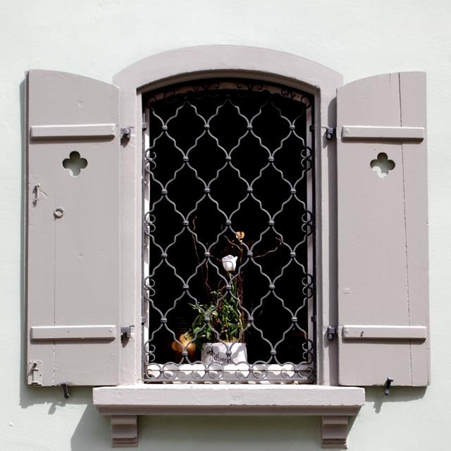 White Window jigsaw puzzle