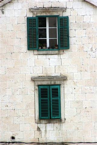 Open Green Window Doors jigsaw puzzle