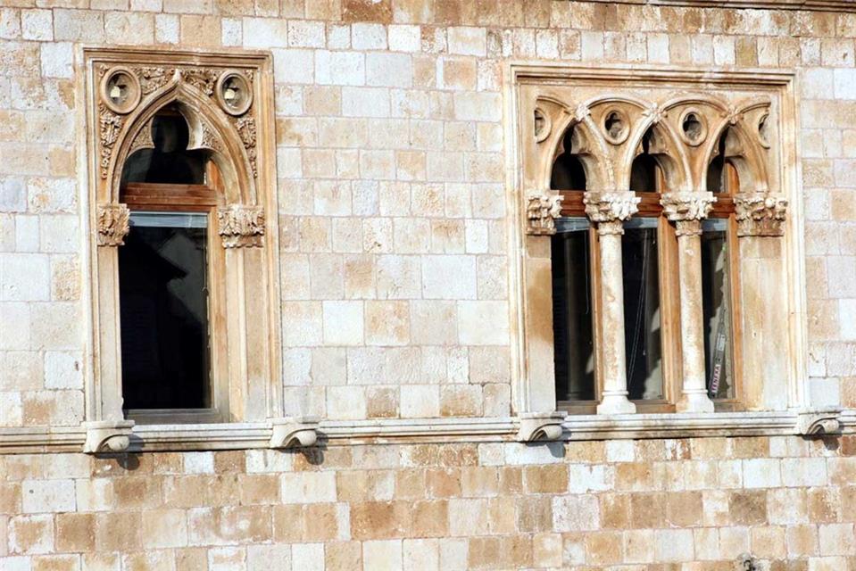 Ancient Window Style jigsaw puzzle