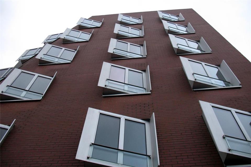 Symmetrical Modern Windows jigsaw puzzle