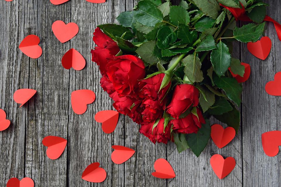 Red Roses And Hearts jigsaw puzzle