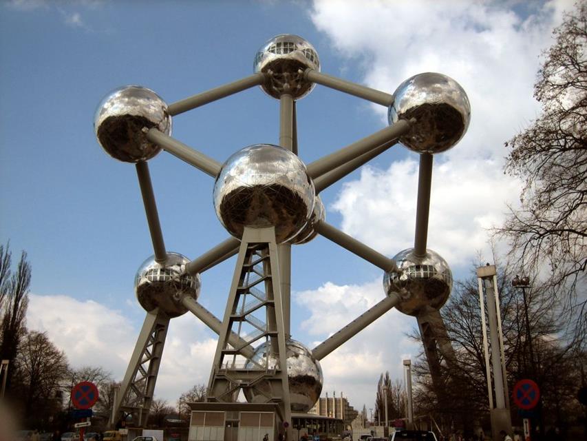 Atomium jigsaw puzzle