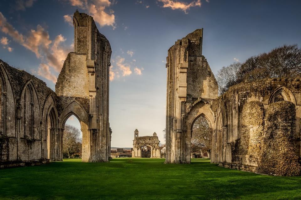 Perspective view with of the Glastonbury Abbey Ruins jigsaw puzzle