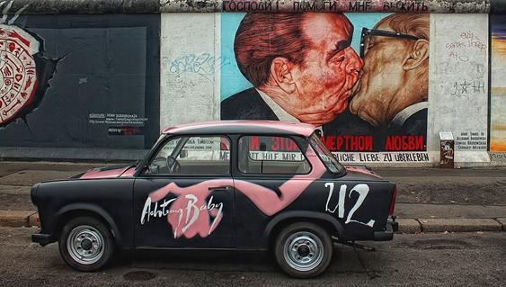 East side gallery jigsaw puzzle