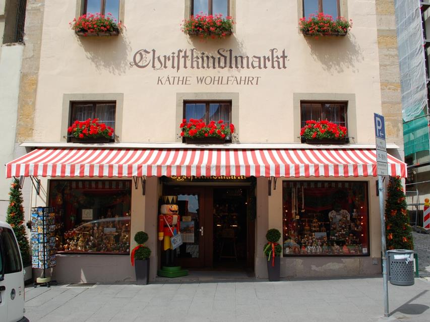 Christmas Shop jigsaw puzzle