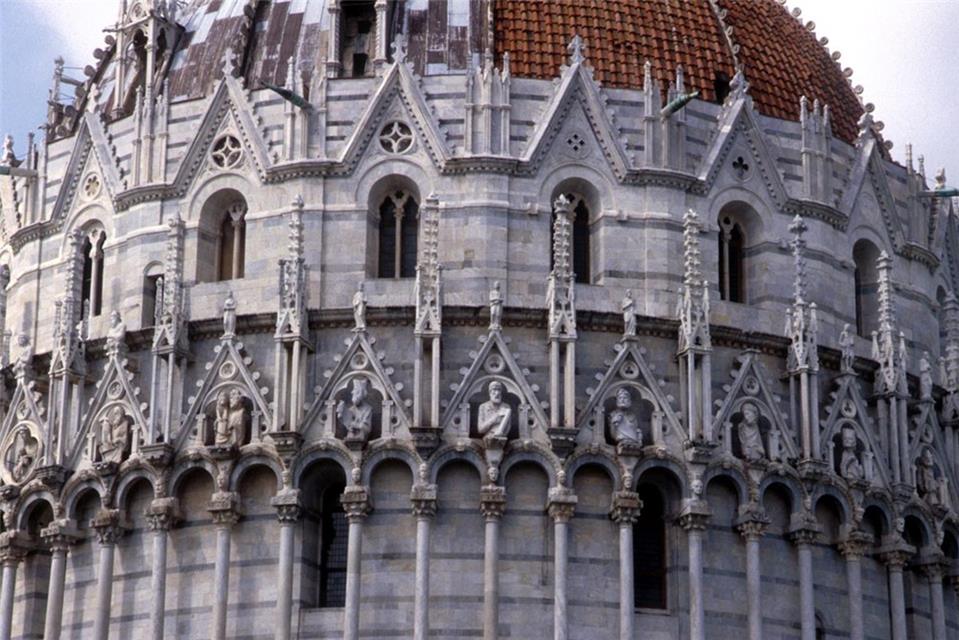 Statues Of The Leaning Tower of Pisa jigsaw puzzle