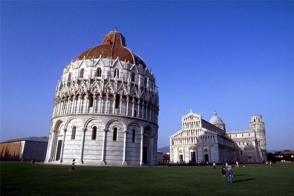 Dome at Leaning Tower of Pisa jigsaw puzzle