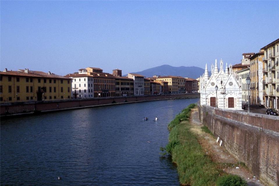 River at Leaning Tower of Pisa jigsaw puzzle