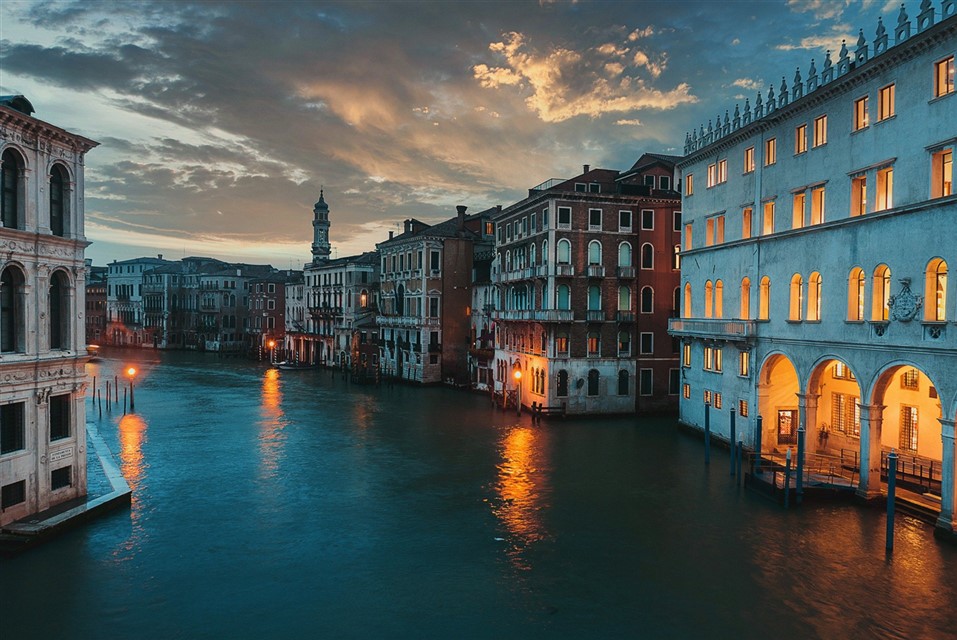 Night time at Canal Venice jigsaw puzzle