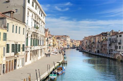 Pale Buildings jigsaw puzzle