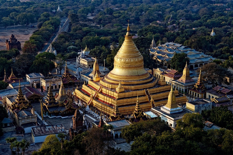Shwezigon Pagoda jigsaw puzzle
