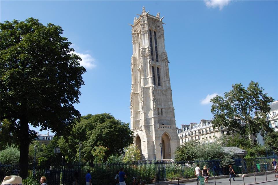 Square of Saint-Jacques Tower jigsaw puzzle