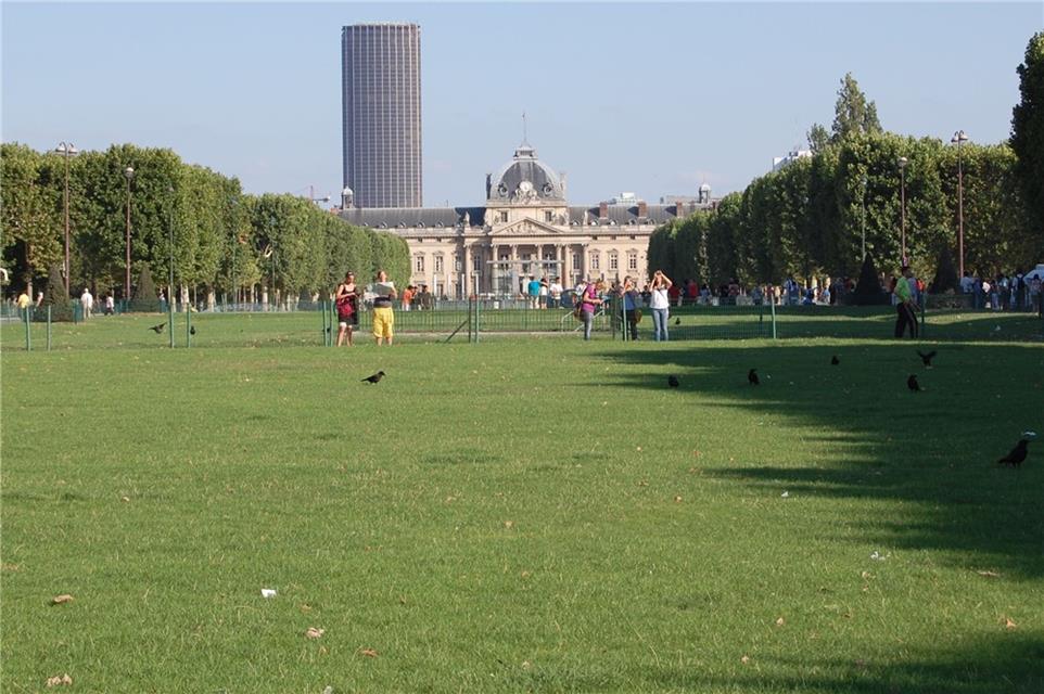 École militaire jigsaw puzzle