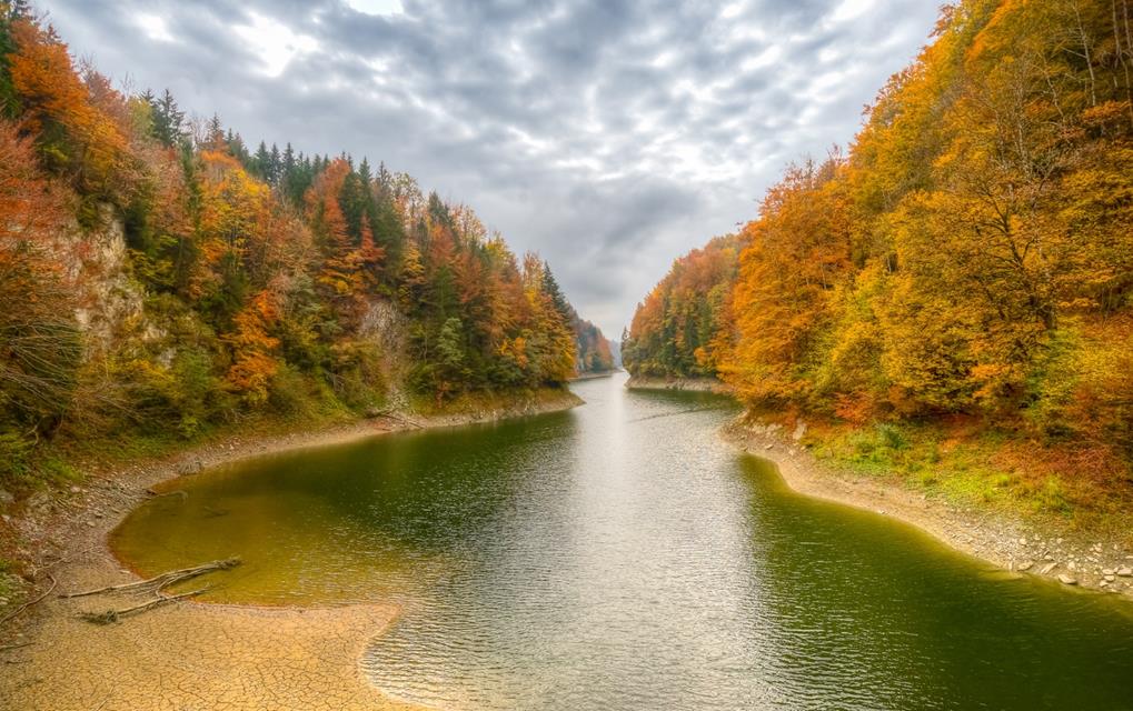 Gruyere Lake In Autumn jigsaw puzzle