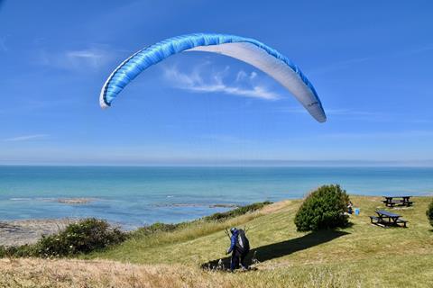 Paragliding jigsaw puzzle