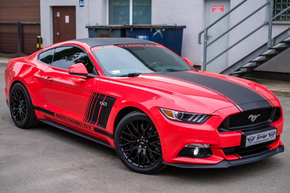 Red Mustang jigsaw puzzle