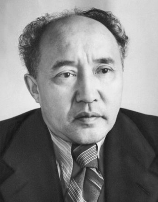 a man wearing a suit and tie looking at the camera jigsaw puzzle