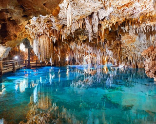 a large pool of water jigsaw puzzle