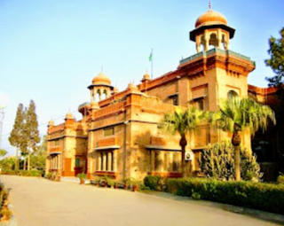 a large brick building jigsaw puzzle