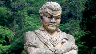 a statue of Gajah Mada jigsaw puzzle